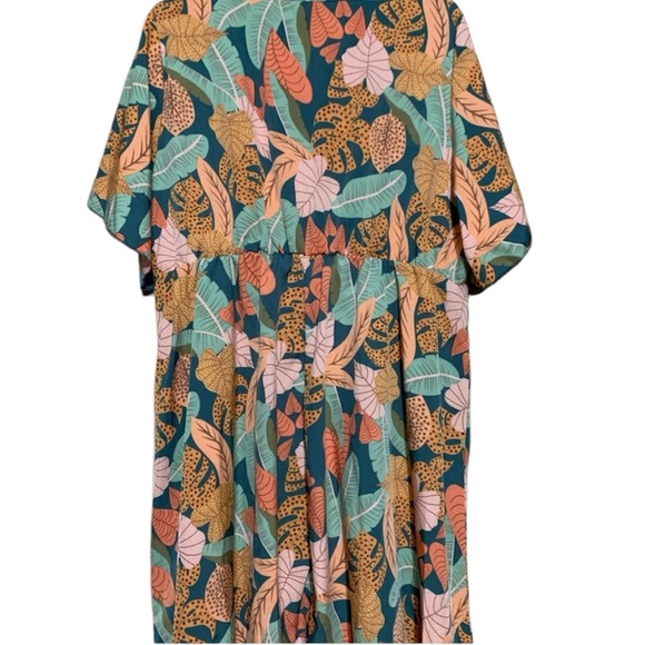 Holidaya Plus Tropical Print Plunging Neck Summer Boho Dress SHEIN
3XL - Picture 2 of 3